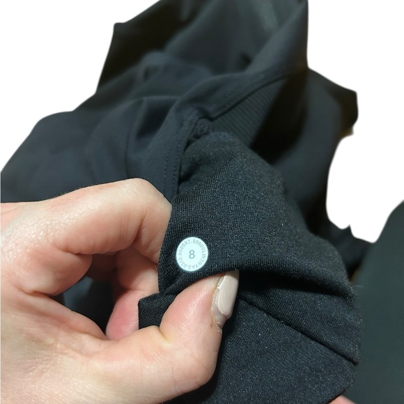 Lululemon Far and Free Jacket Black Size 8 Athleisure Activewear - Picture 11 of 11